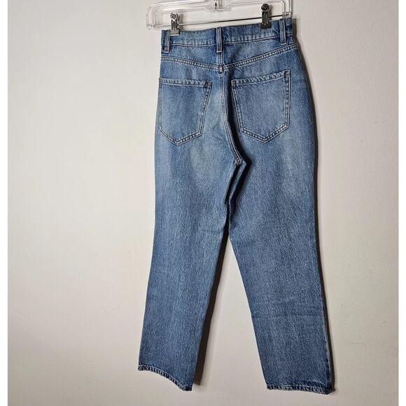 NWOT Garage Denim Medium Wash Vintage Straight Leg Mid Rise Distressed Jeans 26 - Picture 4 of 9